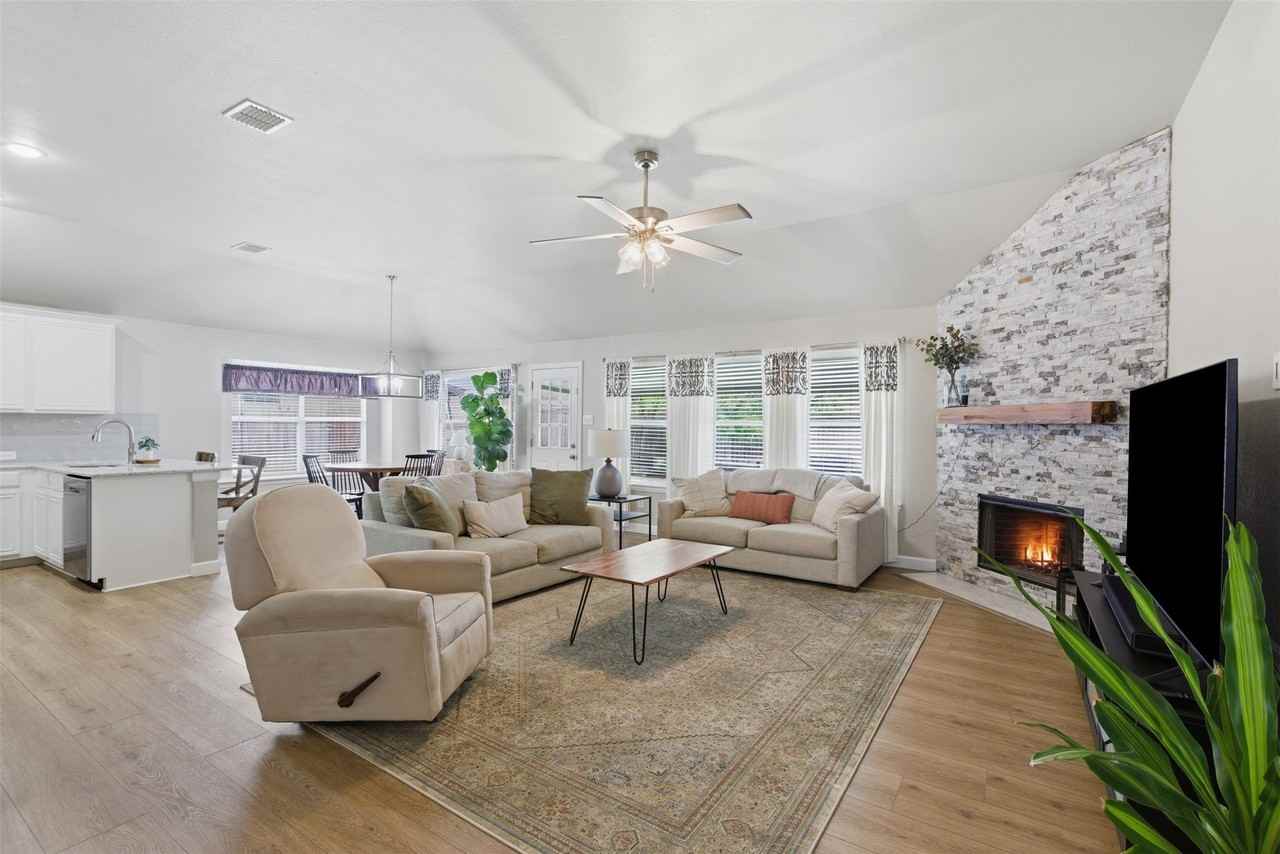 6413 Morning Dew Dr - Photo 7 of 30