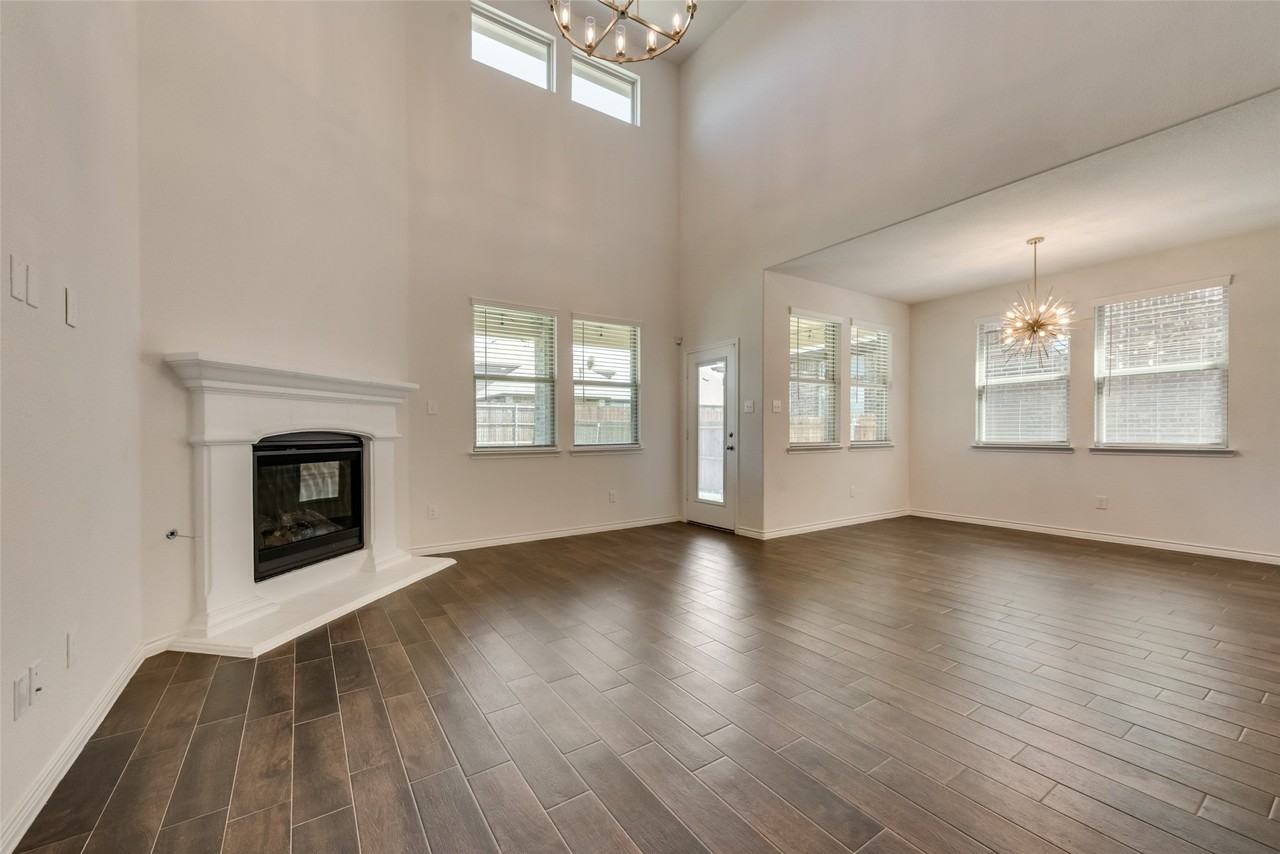 2085 Tahoka Ln - Photo 6 of 27