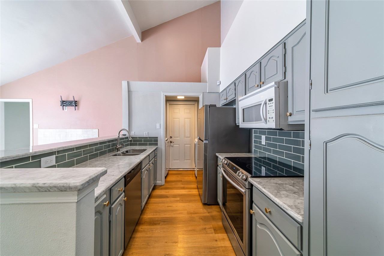 6344 Winton St - Photo 2 of 15