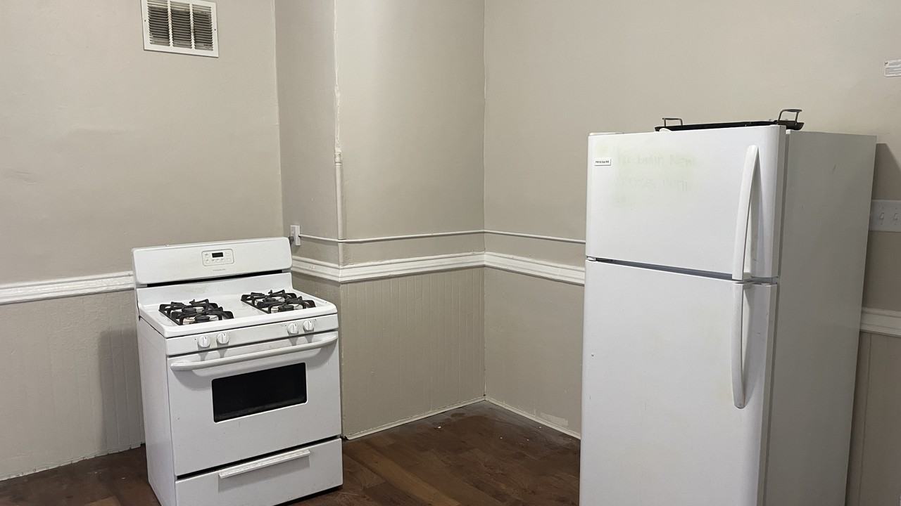 1324B S 11th St - Photo 7 of 10