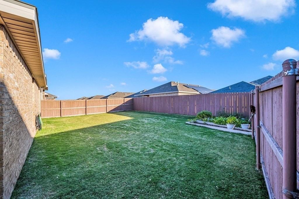 2306 Husk St - Photo 6 of 7