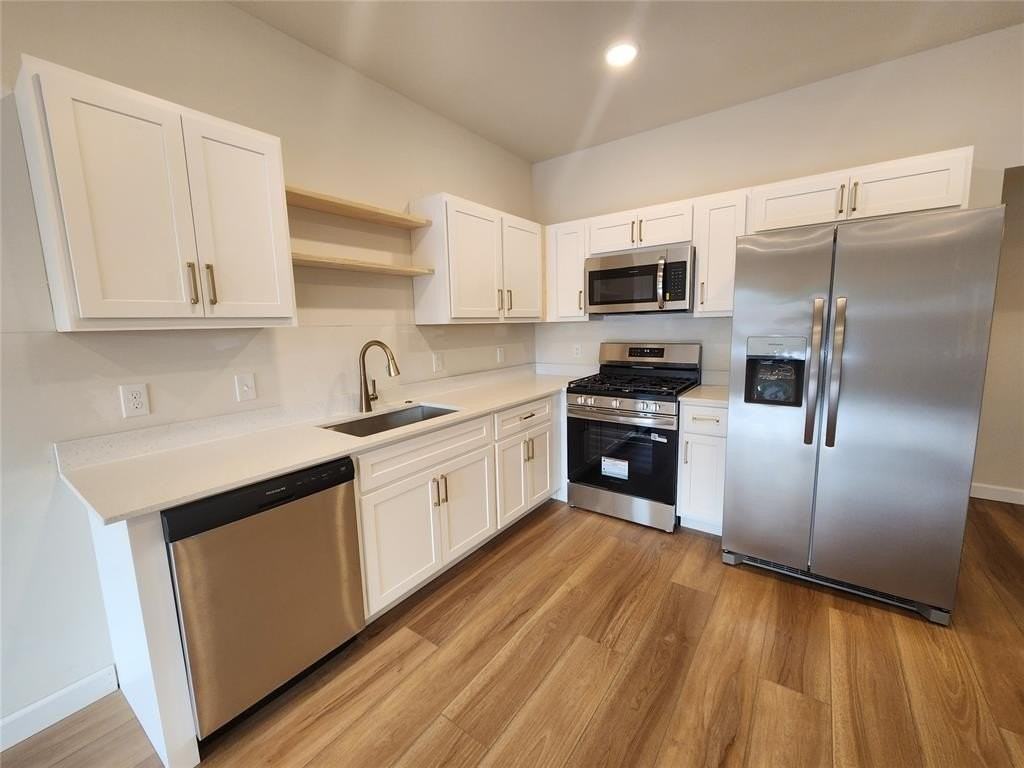 102 S Walnut St - Photo 4 of 16