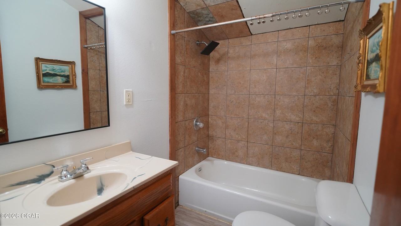 1540 Chouteau Ave - Photo 6 of 9