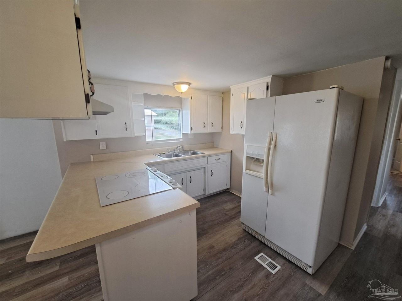 2821 Hillcrest Ave #11 - Photo 6 of 18