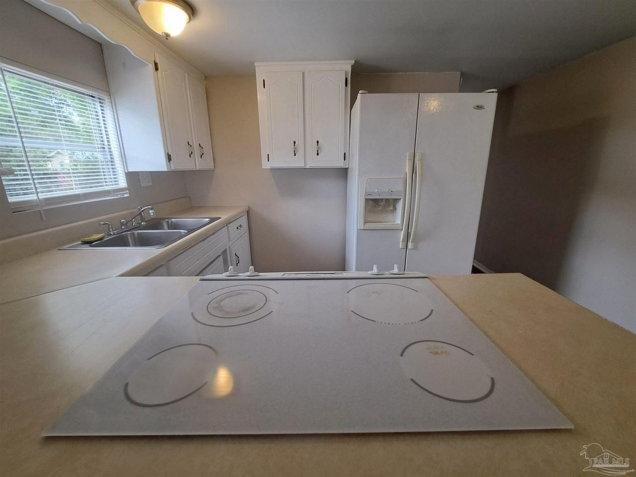 2821 Hillcrest Ave #11 - Photo 7 of 18