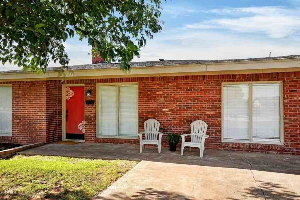 3111 W Louisiana Ave - Photo 4 of 45