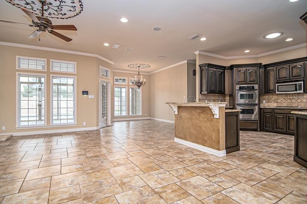 22 San Juan Ct - Photo 5 of 33