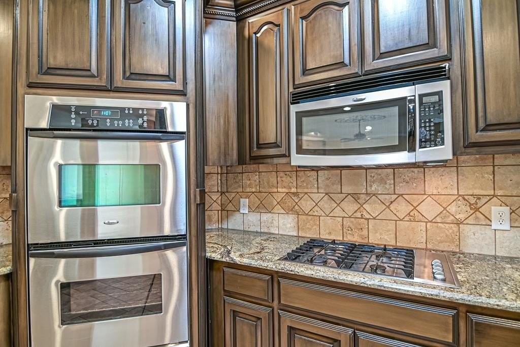 22 San Juan Ct - Photo 6 of 33