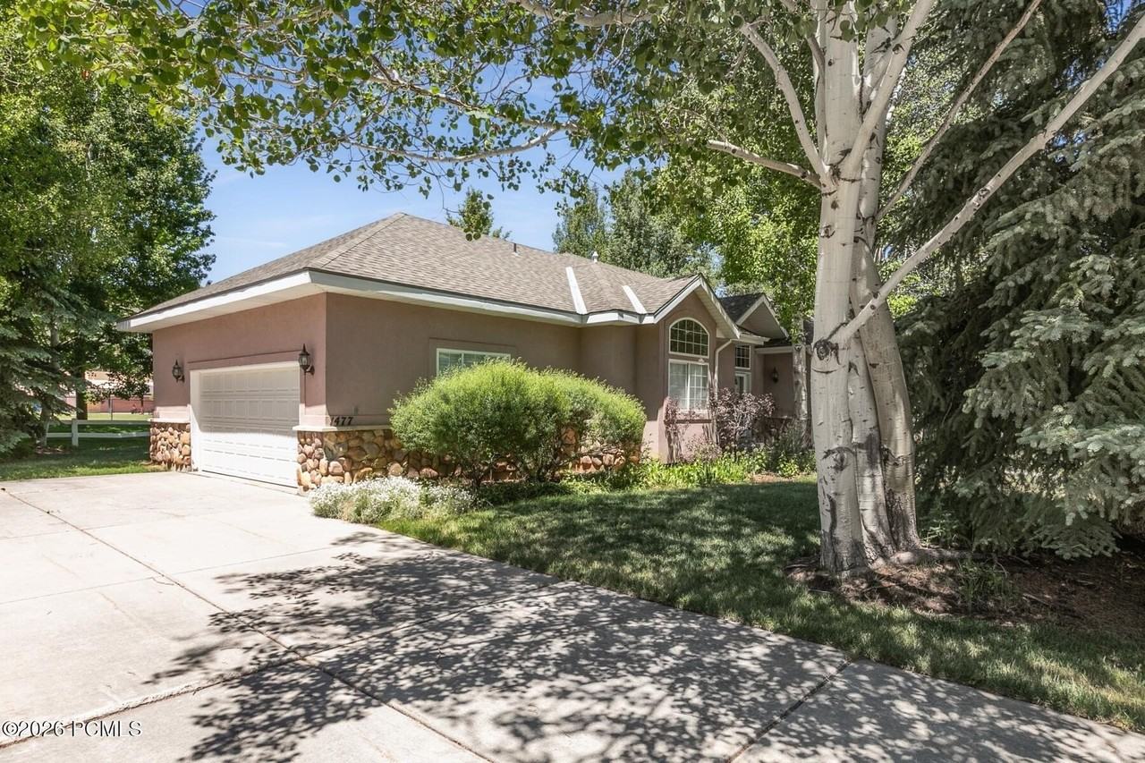 1477 Rio Grande Rd - Photo 2 of 18