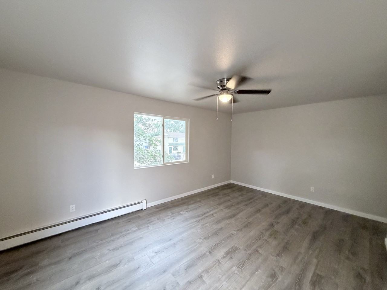 3246 Downey Ct #4 - Photo 5 of 10
