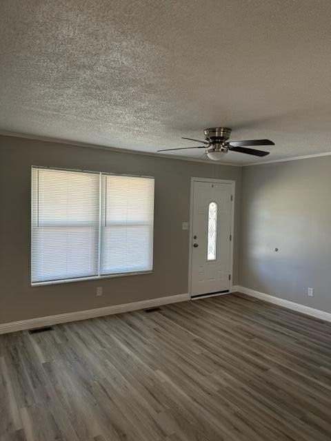 5045 Georgetown Rd Nw - Photo 3 of 20