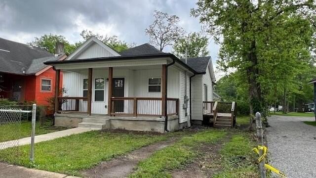 1707 S Beech St - Photo 2 of 30