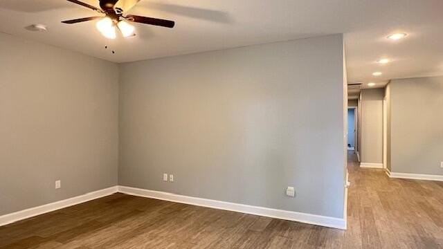 1707 S Beech St - Photo 5 of 30