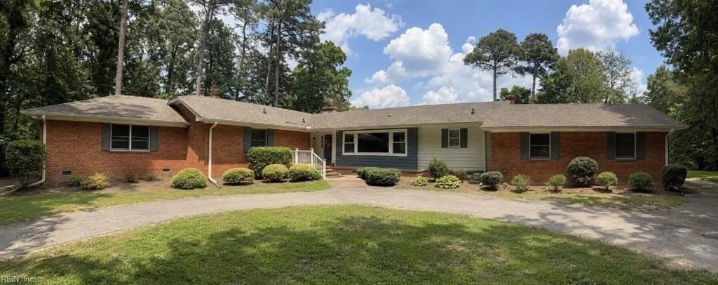 1360 Sycamore Rd - Photo 2 of 45
