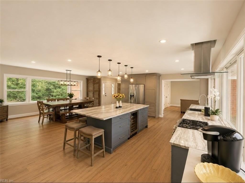 1360 Sycamore Rd - Photo 7 of 45