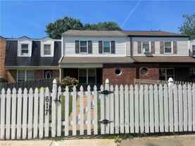 617 Red Horse Ln - Photo 1 of 1
