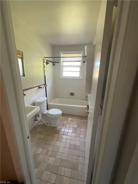7919 Redmon Rd #B - Photo 3 of 12