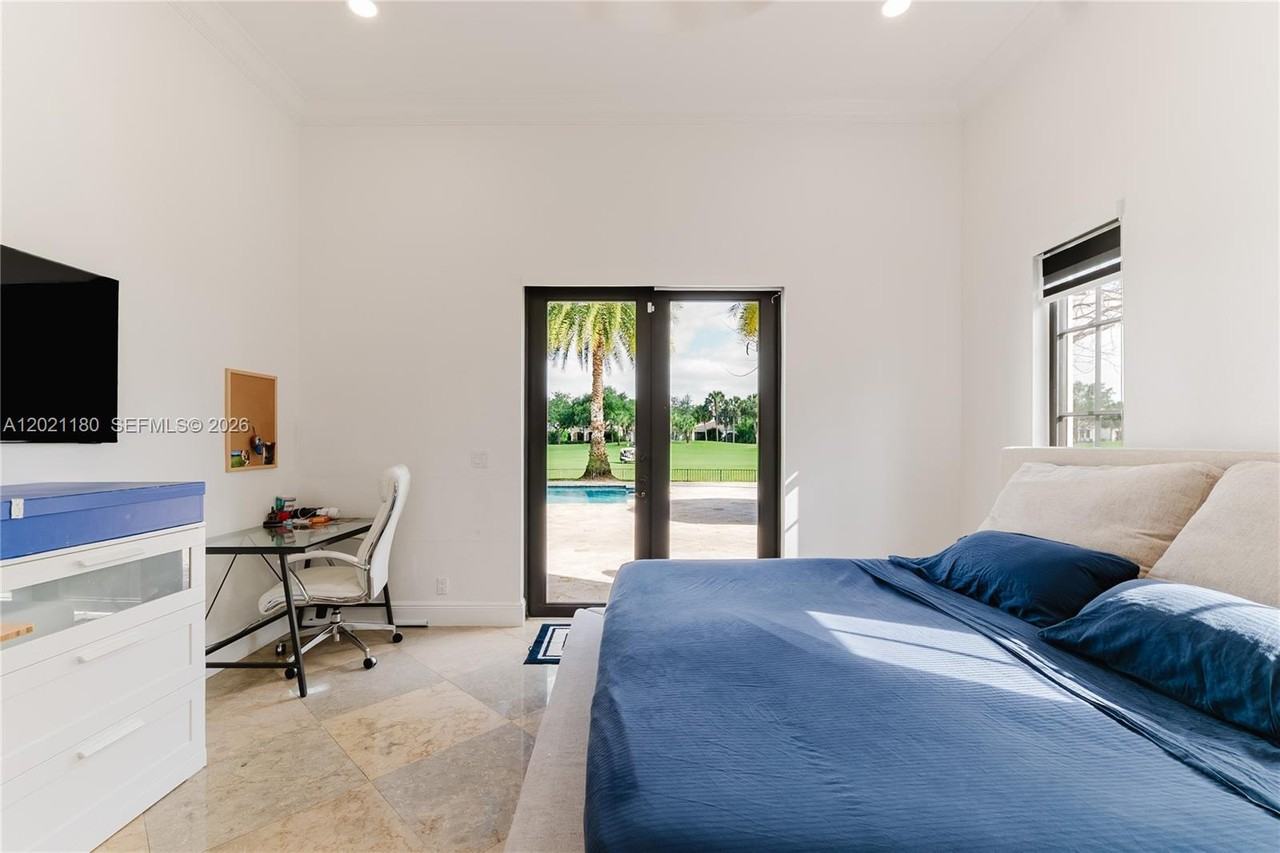 Lemon Grass Dr - Photo 2 of 8