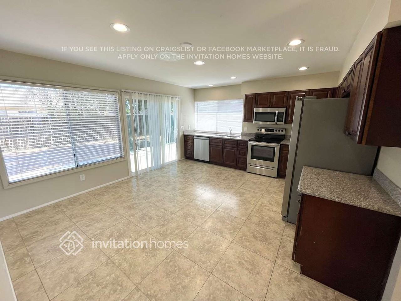 5629 W Puget Ave - Photo 4 of 12