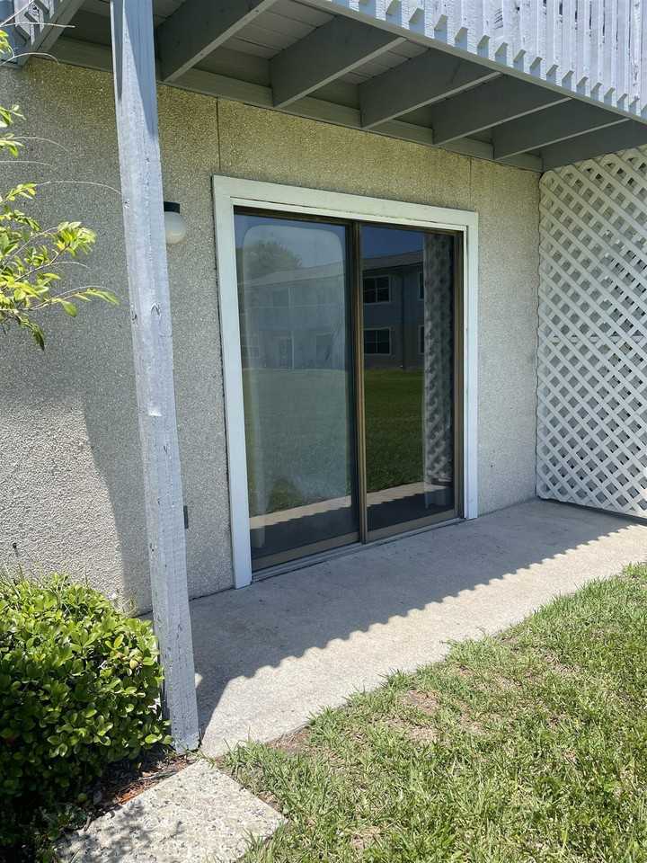 700 W Pope Rd #A7 - Photo 2 of 9
