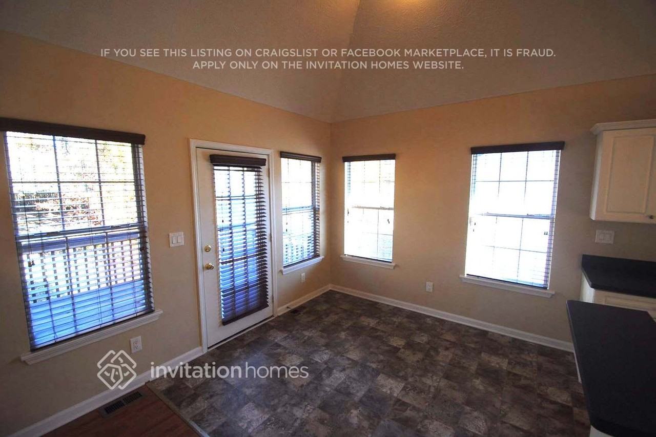 4088 Water Hole Ct - Photo 4 of 11