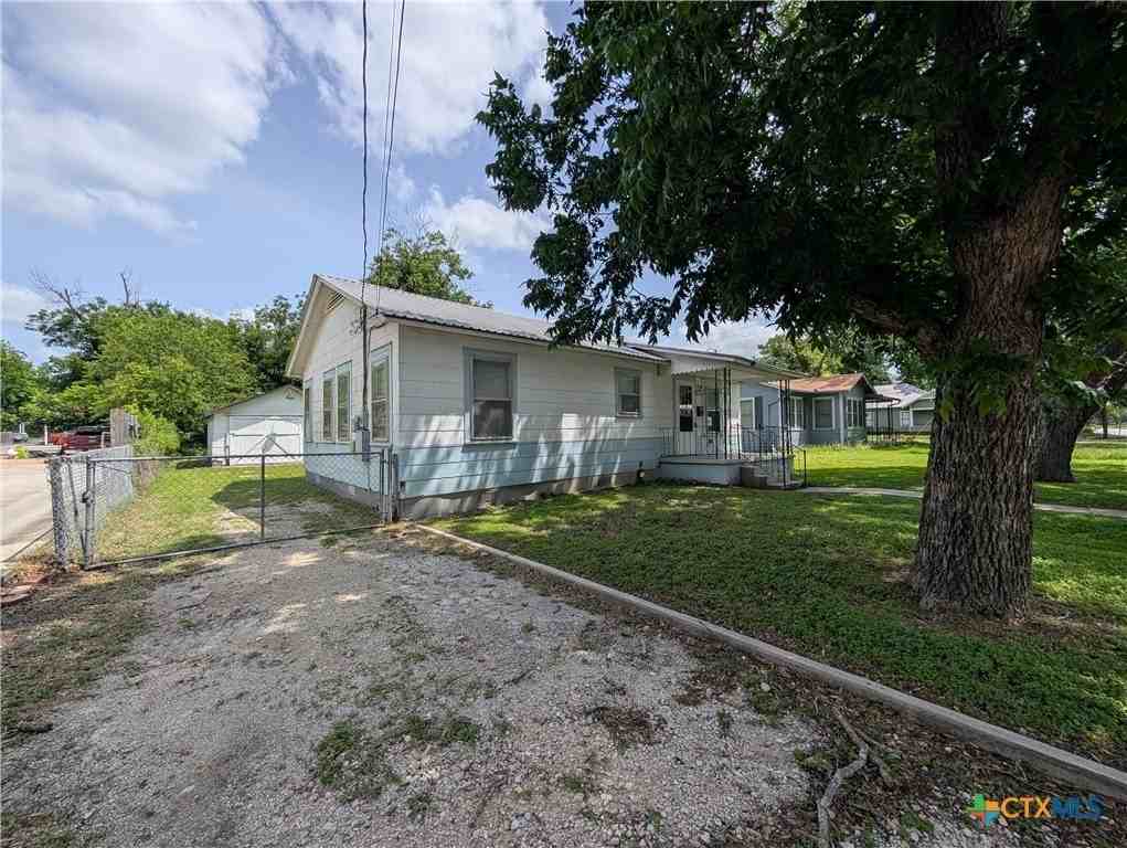1185 W Mill St - Photo 2 of 46