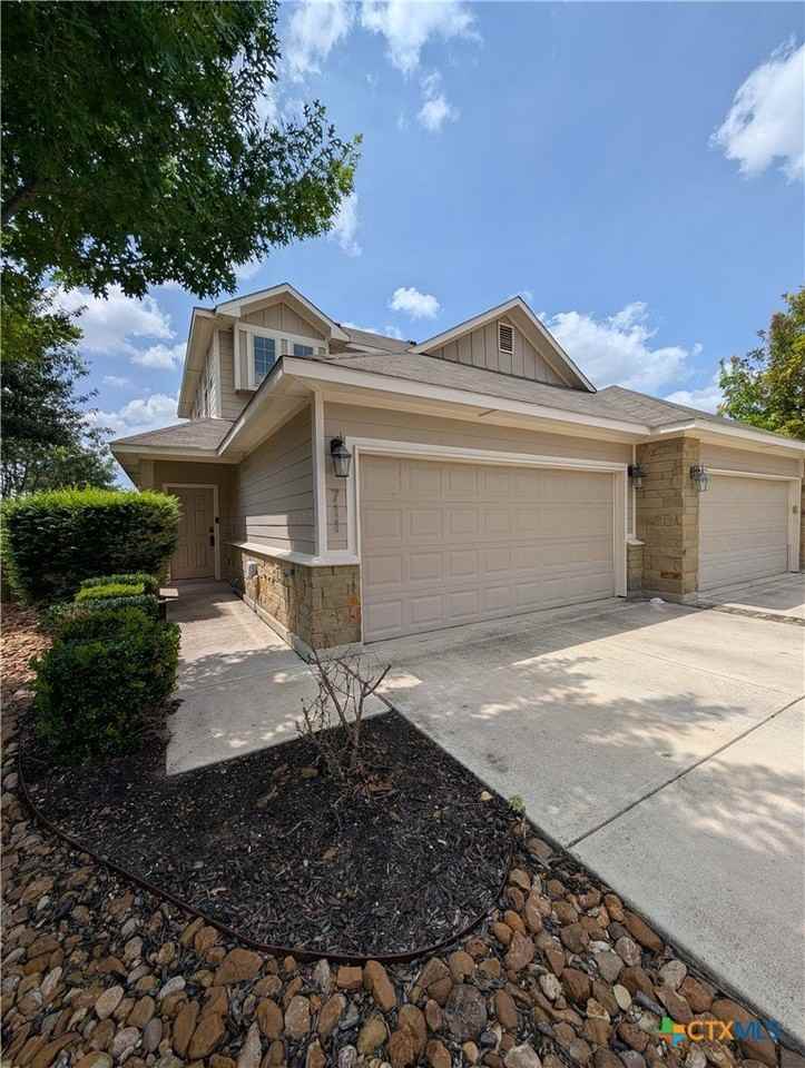 711 Gristmill Dr
