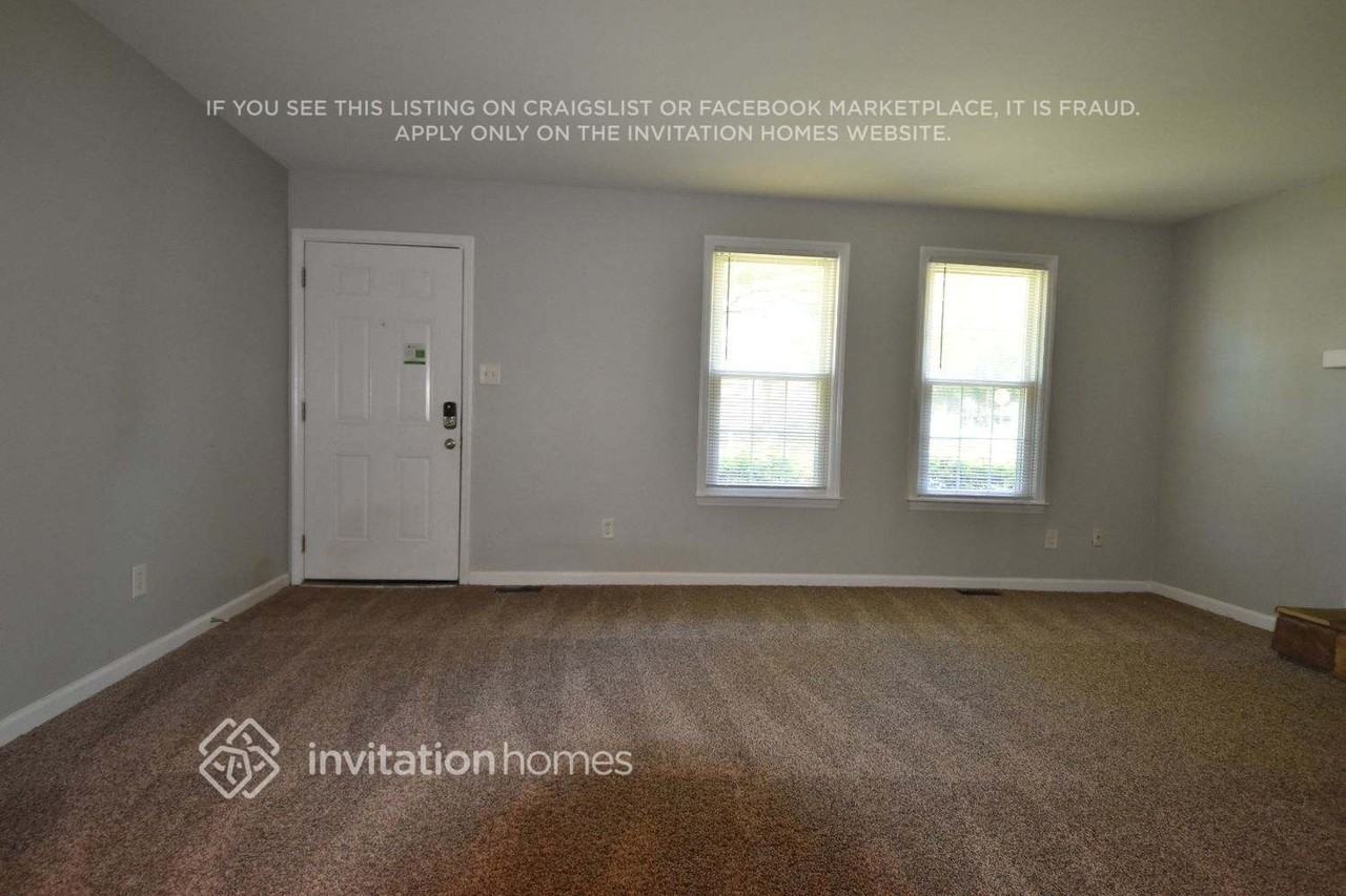 1103 Springview Trl - Photo 2 of 13