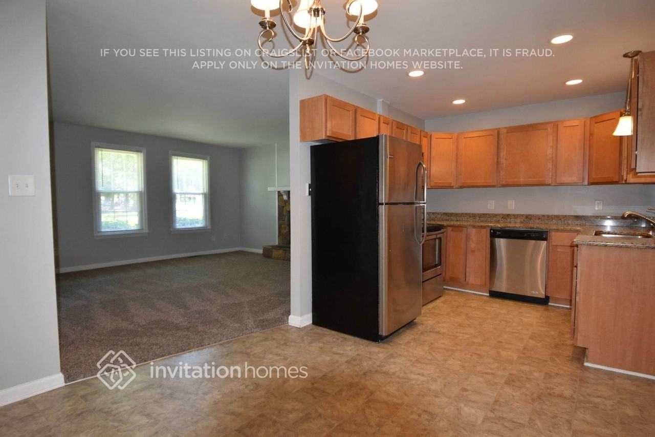 1103 Springview Trl - Photo 7 of 13