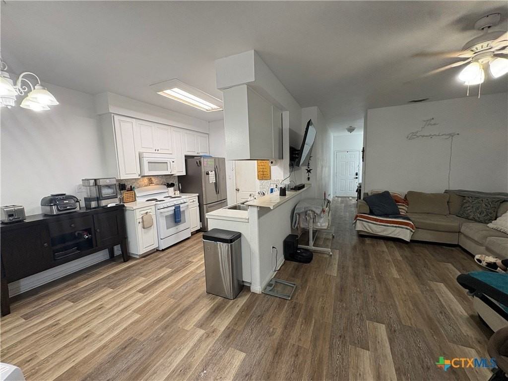 1500 Claremont Cir #A - Photo 5 of 14