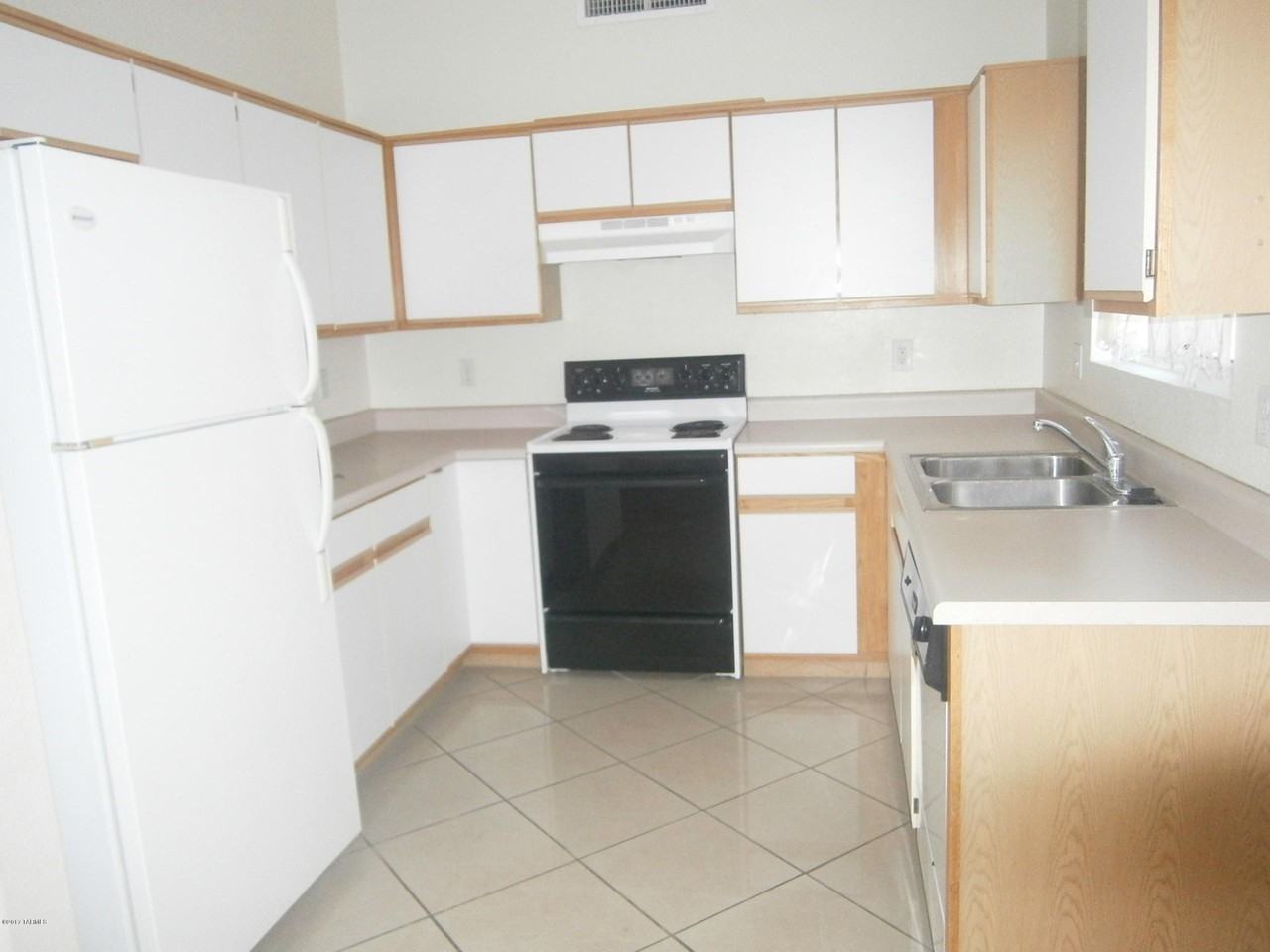 8925 E Citrus Tree Dr - Photo 3 of 7