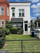 819 12th St Ne #1 - Photo 1 of 1