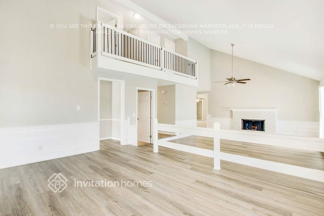 281 Lancaster Cir - Photo 6 of 26