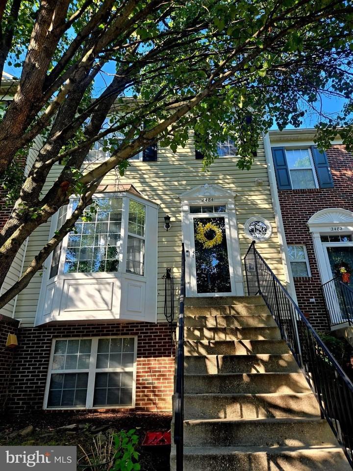 2484 Revere Ct #27B - Photo 3 of 21
