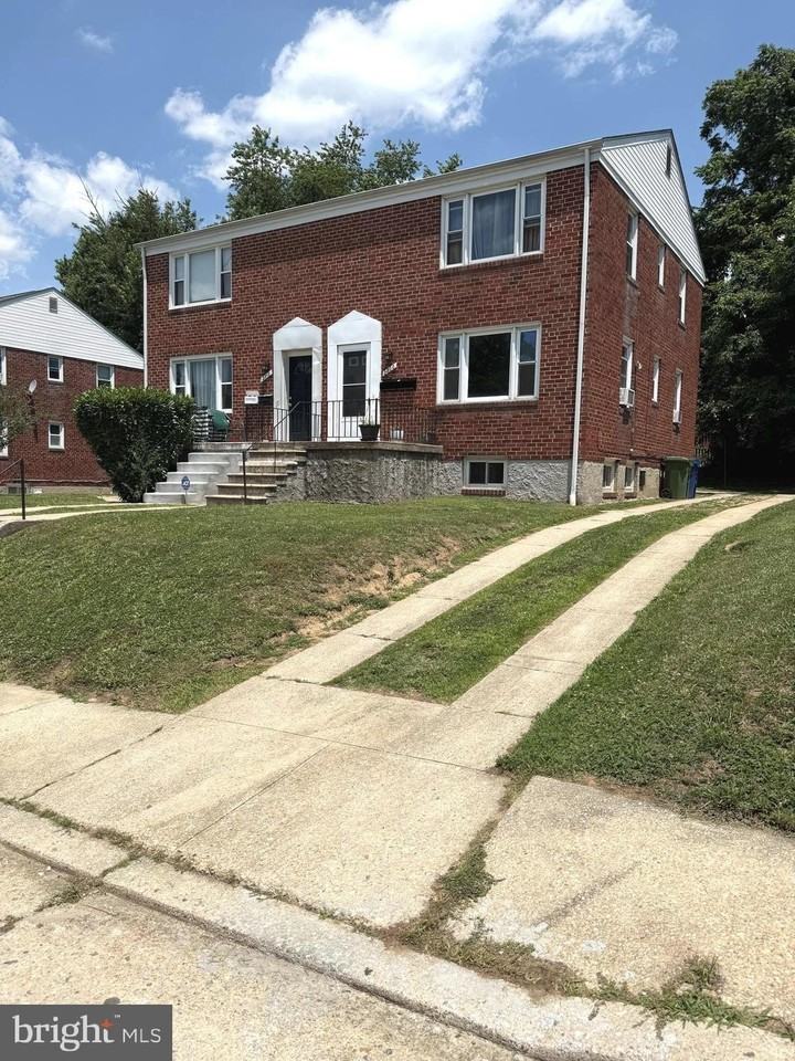 2800 Shirey Ave - Photo 2 of 16