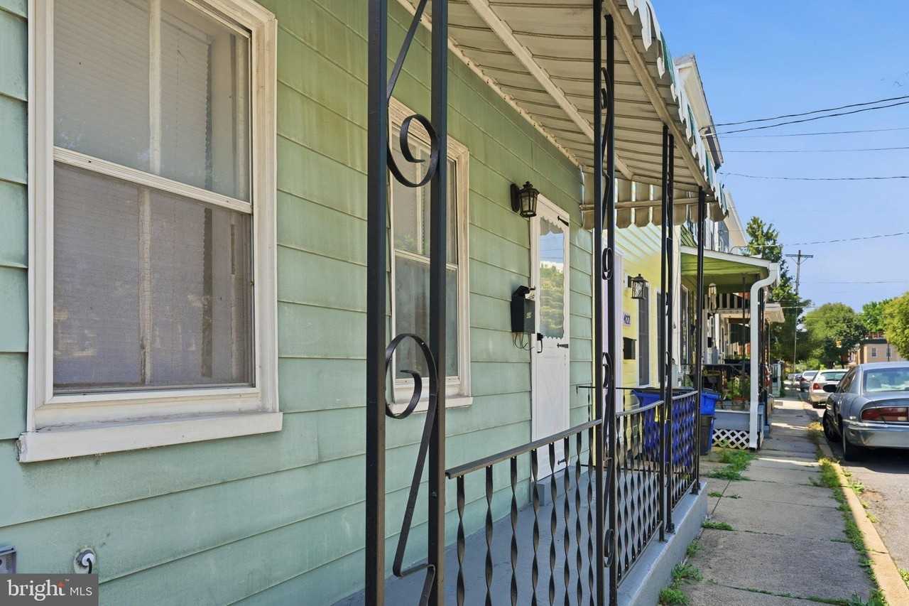 424 N Bentz St - Photo 2 of 50