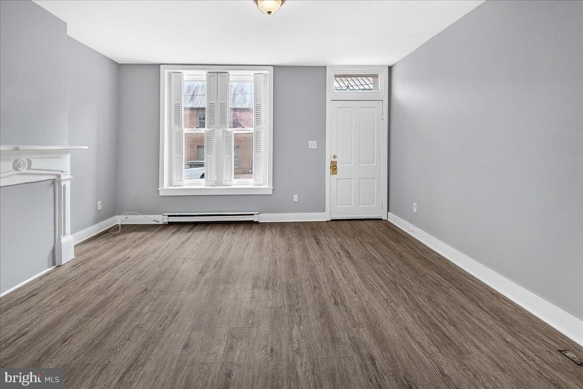 13 W All Saints St - Photo 5 of 50