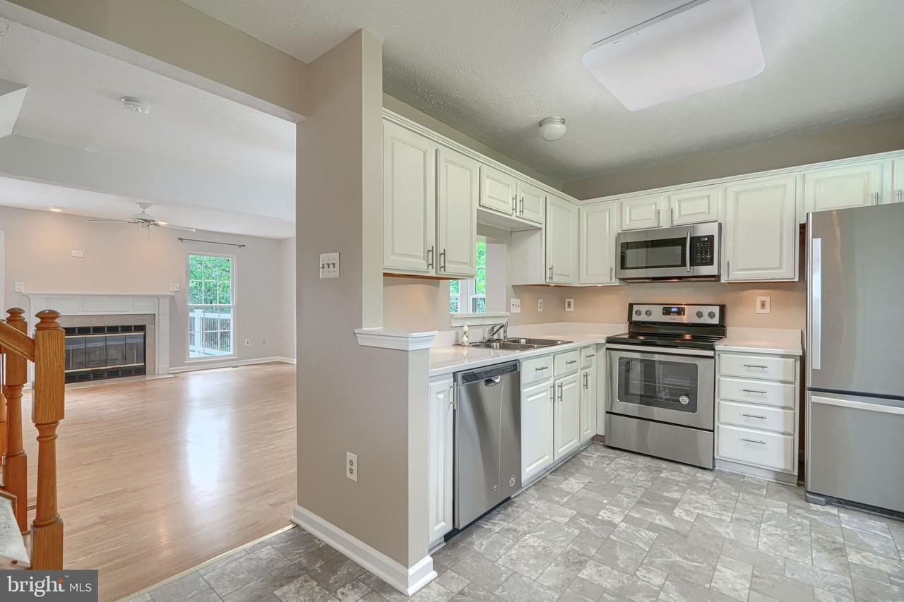 1826 Wye Mills Ln - Photo 4 of 25
