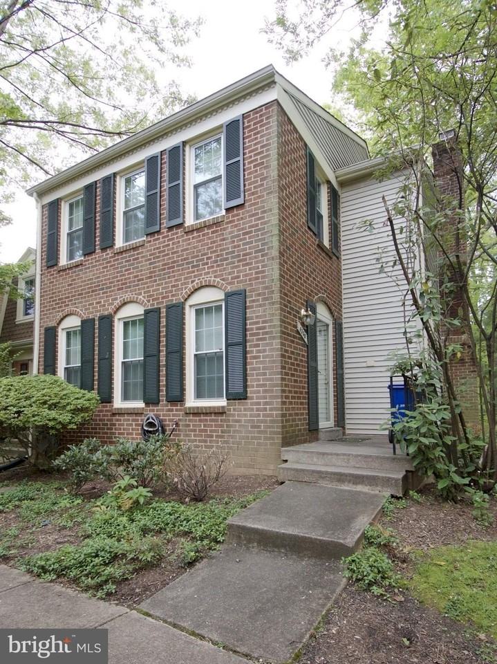 6338 Montrose Rd - Photo 2 of 19