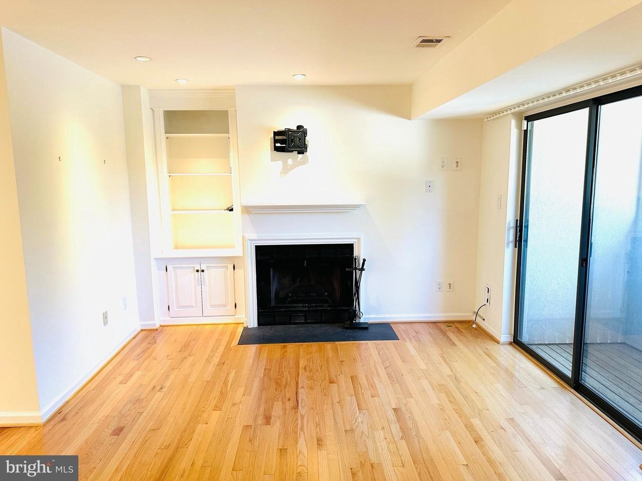 8902 Battery Pl - Photo 4 of 15