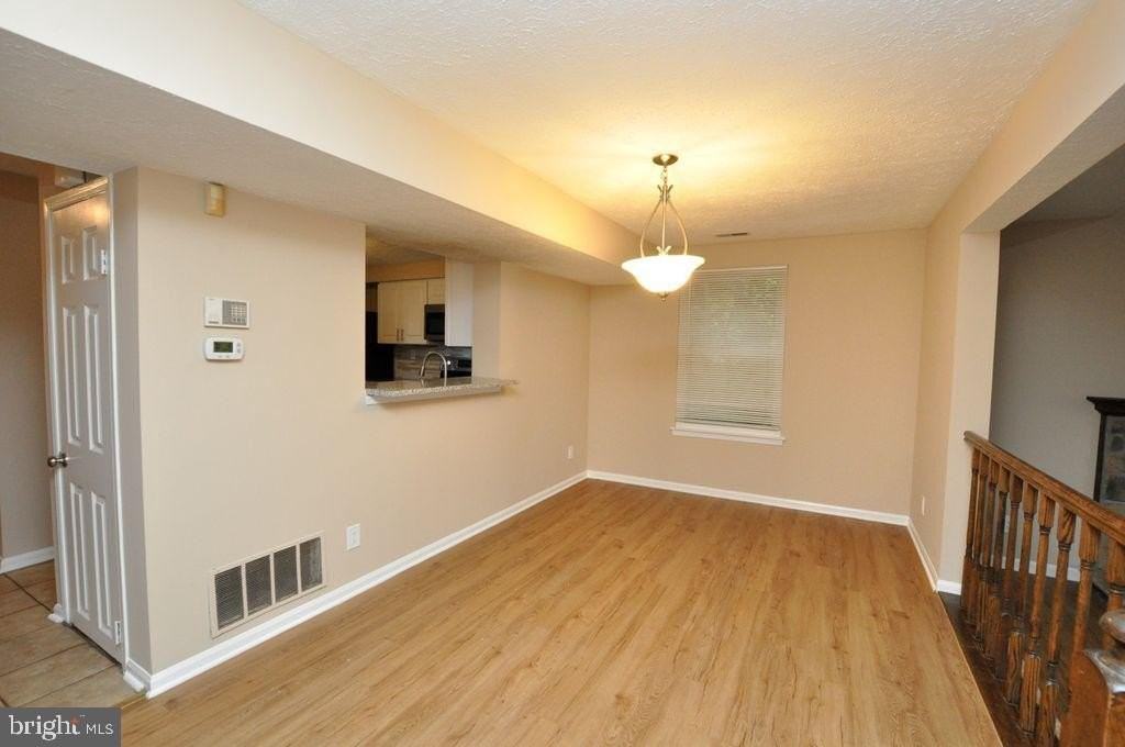 23 Waterview Ct - Photo 6 of 18
