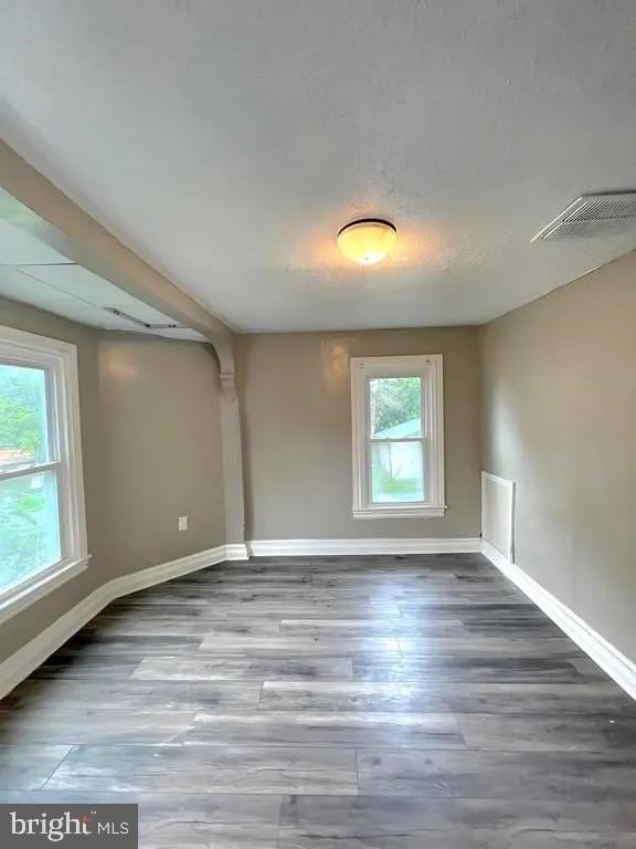 311 S 4th St #2 - Photo 2 of 10