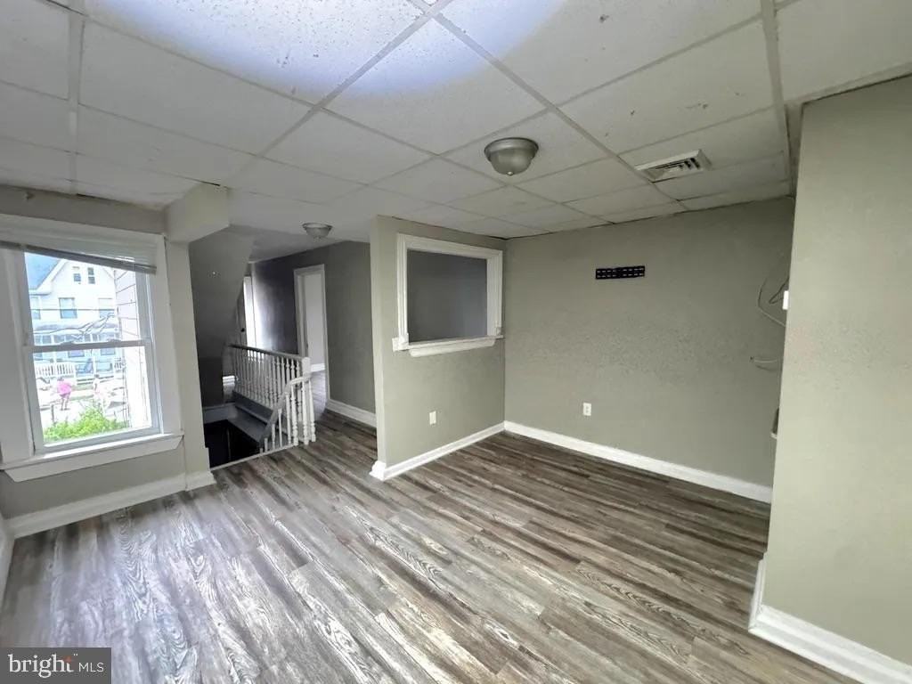 311 S 4th St #2 - Photo 5 of 10