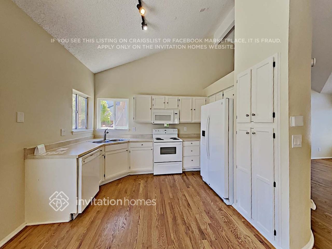 9636 Lameria Dr - Photo 7 of 18