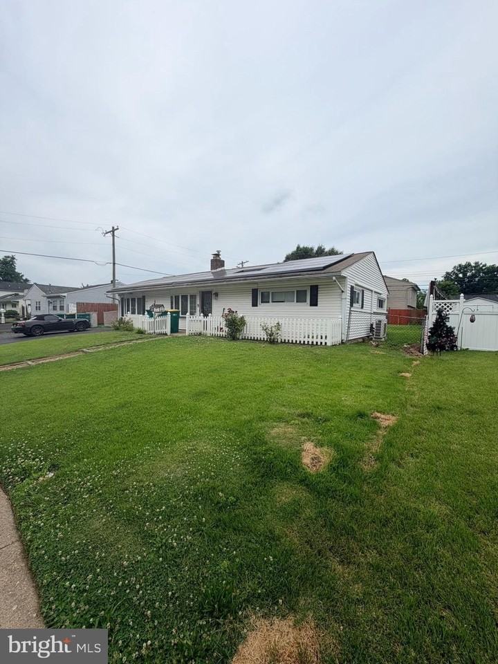 89 Timber Ln - Photo 2 of 12