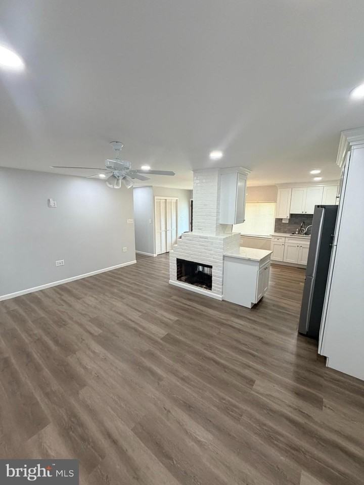 89 Timber Ln - Photo 5 of 12