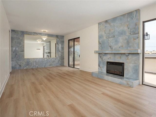 355 Pershing Dr #B - Photo 3 of 8