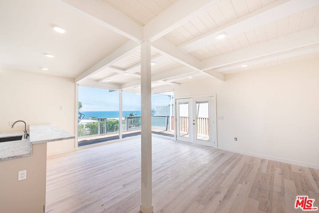7275 Birdview Ave - Photo 3 of 8