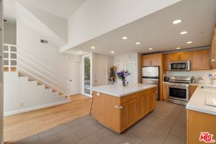 11925 Goshen Ave #4 - Photo 1 of 1