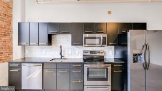 444 N 4th St #208 - Photo 1 of 1